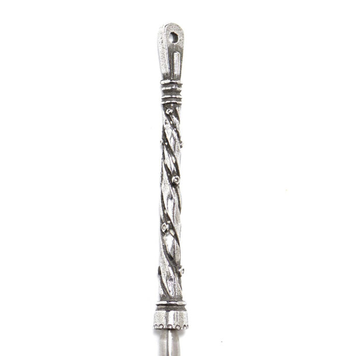 The Stiletto Laying Tool helps you control threads as you lay them in stitches